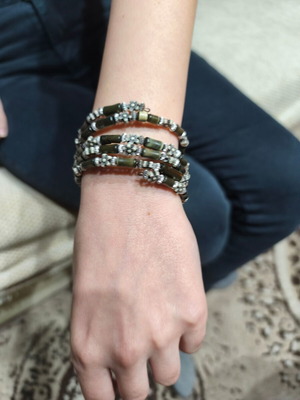Apefthon women's bracelet green like new