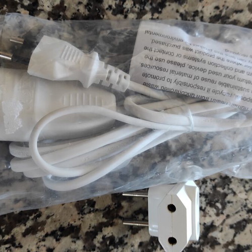 White Bipolar Extension Cord with Cross Adapter 3m