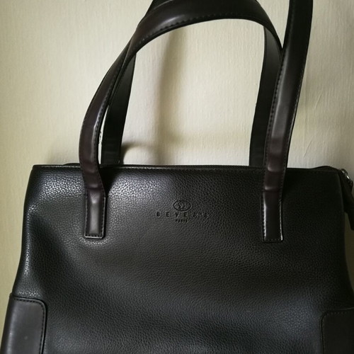 Bever's Paris vintage brown leather shoulder bag like new