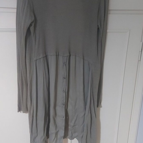 Rococo women's long cardigan green, like new, size S