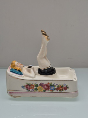 Takito Company Naughty Nodder Vintage Porcelain Pin-up Ashtray