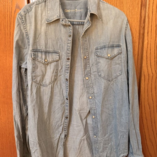 Gap 1969 Denim Shirt Size M Light Blue Long Sleeve New