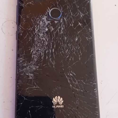 Huawei P8 Lite refurbished broken phone for parts