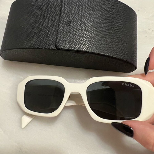 Prada sunglasses cream like new