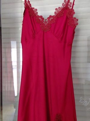 Red mini negligee with lace details and adjustable straps
