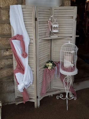 Wedding and Baptism Decor like new set with screen, table and cages