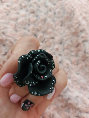 Ring with black rose and black rhinestones like new, adjustable