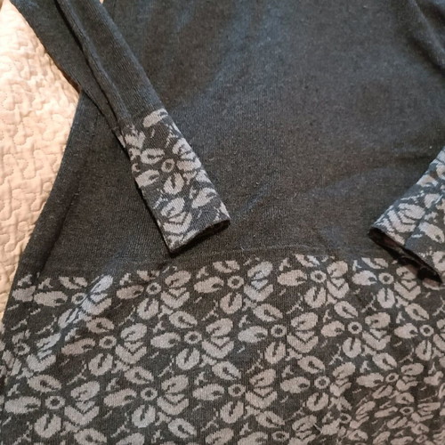 Long sweater used, size L, black and gray