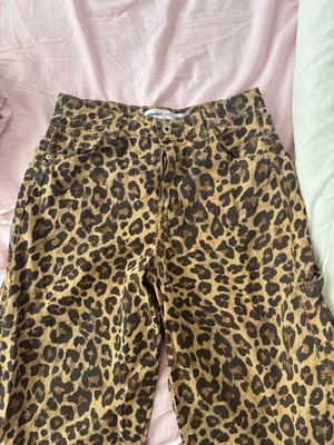 BERSHKA leopard pants size 36