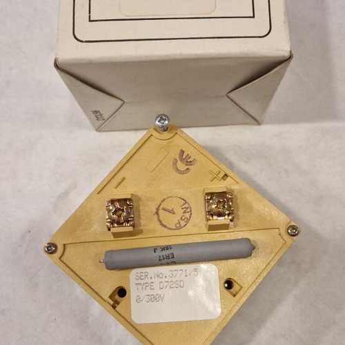 HOBUT D72SD Analog Panel Voltmeter 0-300V AC
