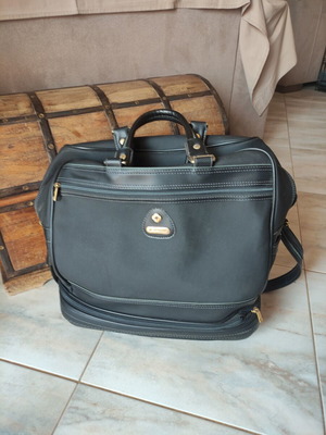 Samsonite travel bag with expansion, black