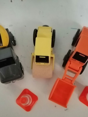 Wooden construction vehicles Lidl like new, excavator, mixer, roller