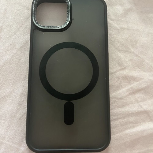 iPhone transparent case with MagSafe