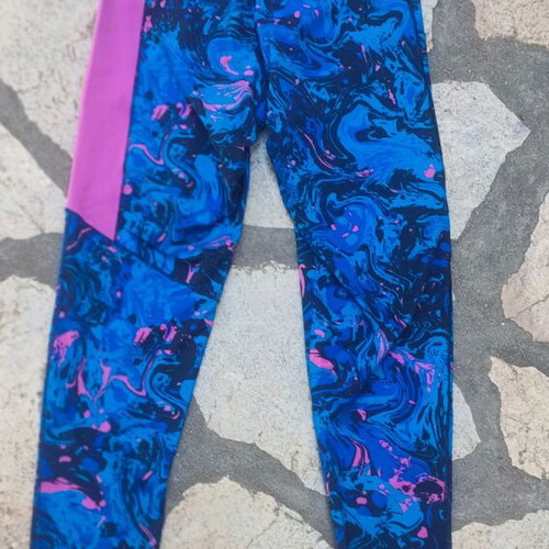 Reebok Play Dry sports leggings size S like new, blue and pink abstract