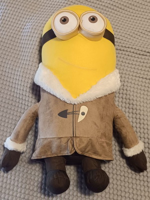 Minion plush like new, approximately 65cm height, 30cm width