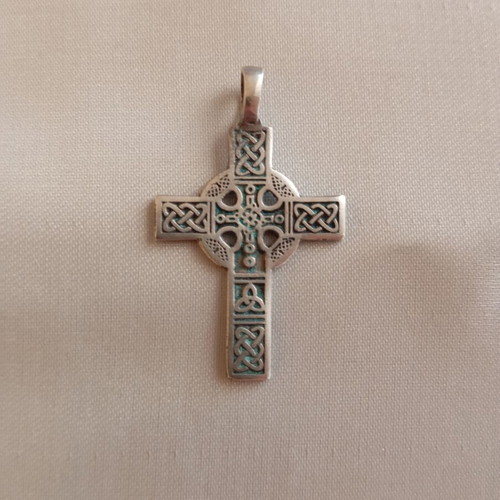 Silver Celtic Cross like new
