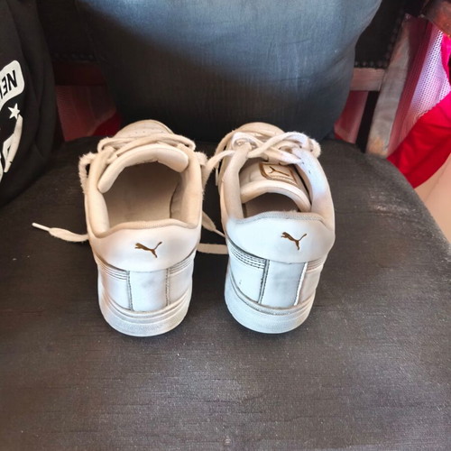 Puma athletic shoes used, size 38, white