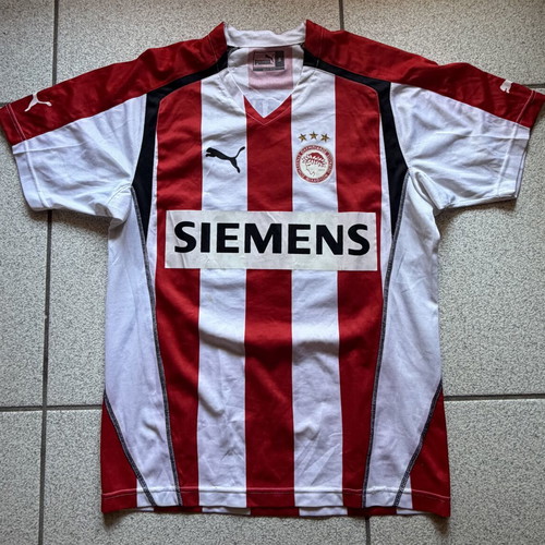 Olympiacos 2005-2006 football jersey, size Small