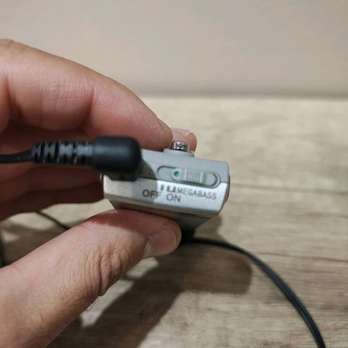 Sony Srf-s54 Walkman radio used