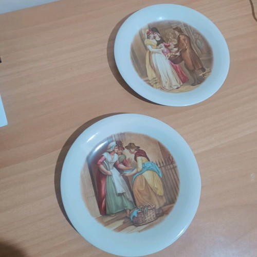 Candia vintage decorative plates set of 2 20cm romantic scene like new