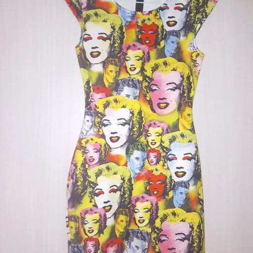 Dresses like new, pack of 12, size XS