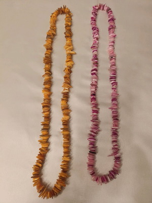 Necklace new from natural coral