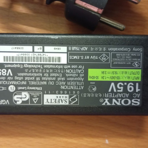 Sony laptop charger original used, good working condition