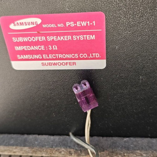 Samsung soundbar HW-F350 wired subwoofer used