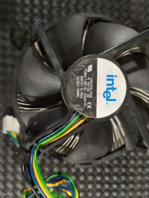 Ψύκτρα Intel C25704-002 σαν καινούργιο με πυρίνα χαλκού για Socket LGA775