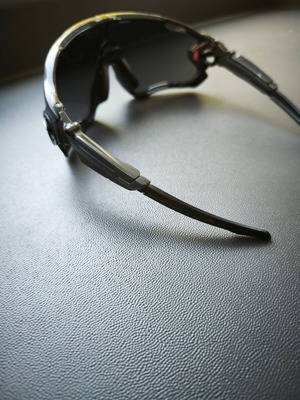 Oakley Jawbreaker sunglasses used with scratches on lens