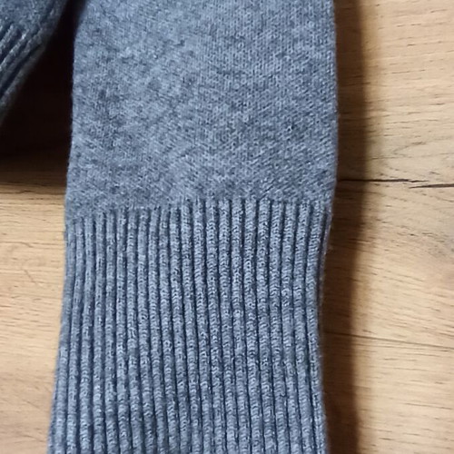 Knitted cropped sweater Zara like new, gray, size Medium