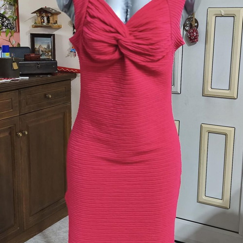Body Dress fuchsia elastic XS-S like new