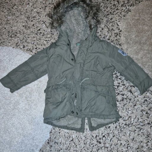 Benetton jacket for 2 years old like new
