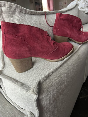 Tamari’s ankle boots size 41, 6 cm heel, used, burgundy