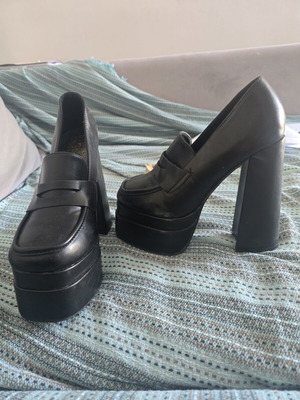 Women's winter platform shoes size 38, black