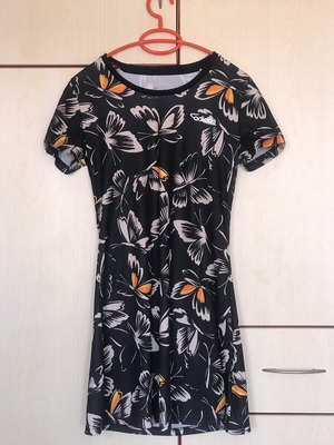 Φόρεμα Adidas σχεδόν αφόρετο, πολύχρωμο, μέγεθος S