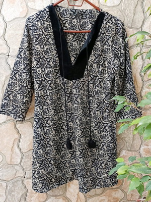 Zara dress with 3/4 sleeve size large like new, black and beige