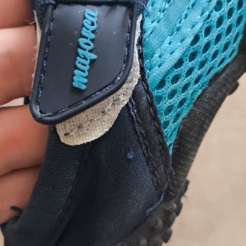Children's Water Shoes like new, blue/turquoise, size approx. 28-29