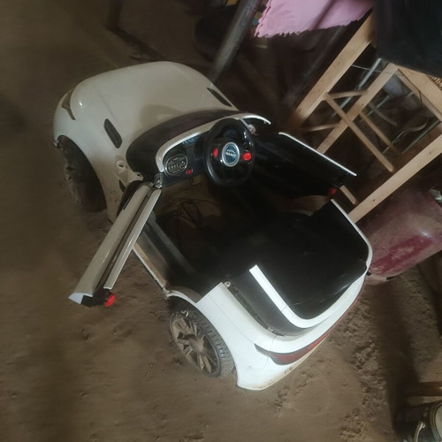 Electric children's car