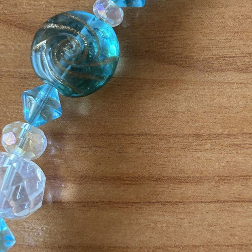 Necklace set like new, 2 bright summer colors