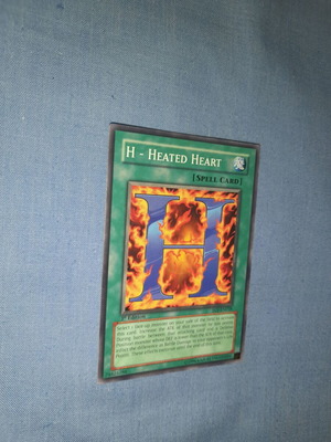 Yu-Gi-Oh! H - Heated Heart Spell Card καινούργιο, 1η Έκδοση