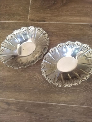 Fontanieres set of 2 used, oval shape