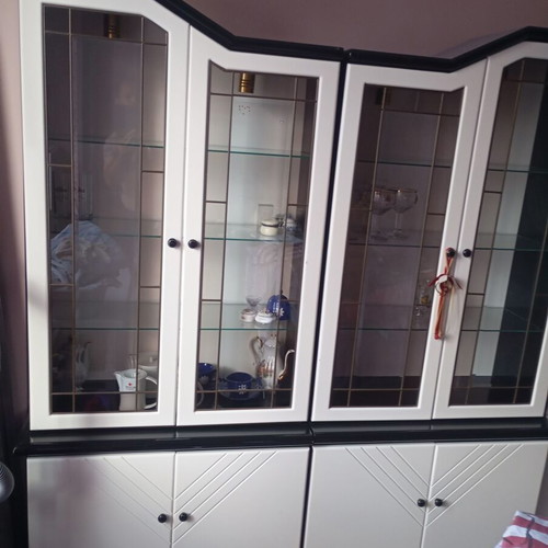 Living room unit like new with built-in spotlights 1.80m height 1.70m length