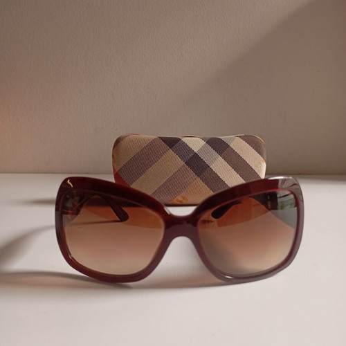 Burberry women's sunglasses like new, burgundy brown