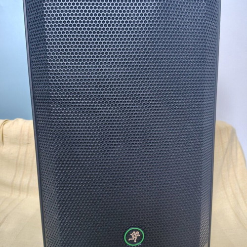 15" powered speaker with woofer and mixer