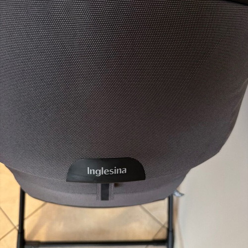 Port Bébé Inglesina Aptica XT with base like new