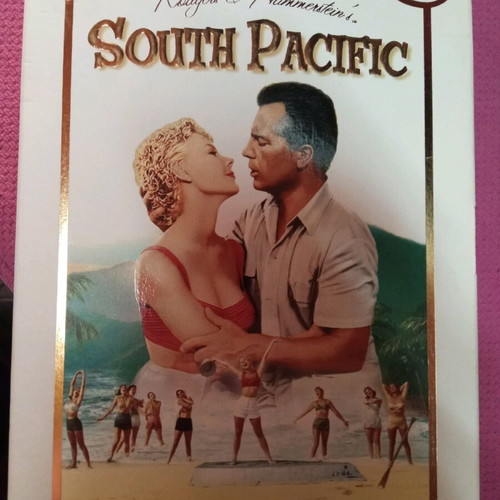 South Pacific 2 Disc Collector's Edition DVD like new, subbed