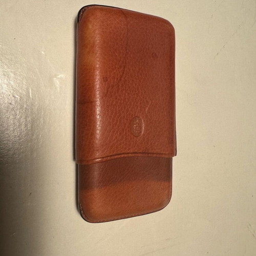 Lecerf leather cigar case used, tan, capacity for three cigars