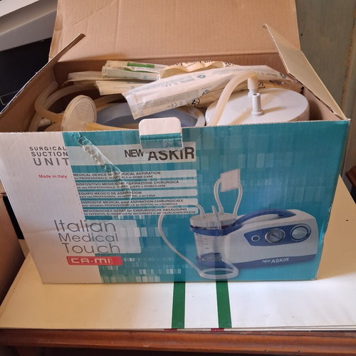 CA-MI New Askir 30 suction device like new with accessories
