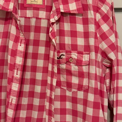 Hollister pink checked shirt like new with pocket size M